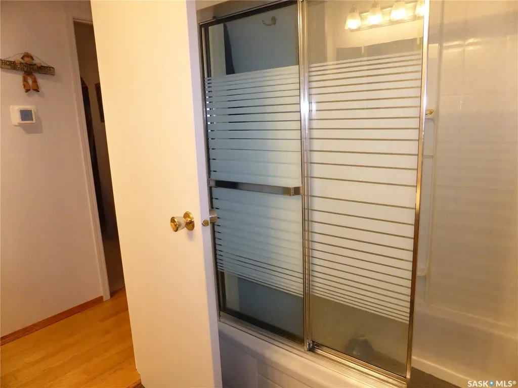 1550 Willow Avenue Mervin Rm No.499 SK S0M 1J0