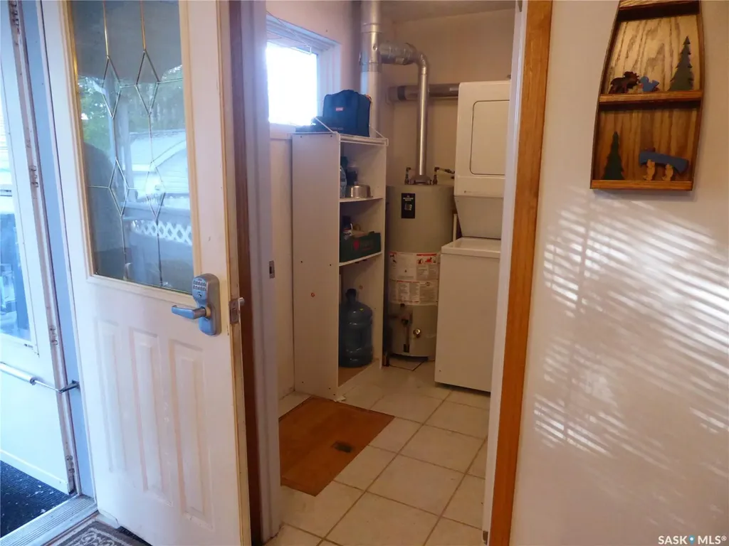 1550 Willow Avenue Mervin Rm No.499 SK S0M 1J0