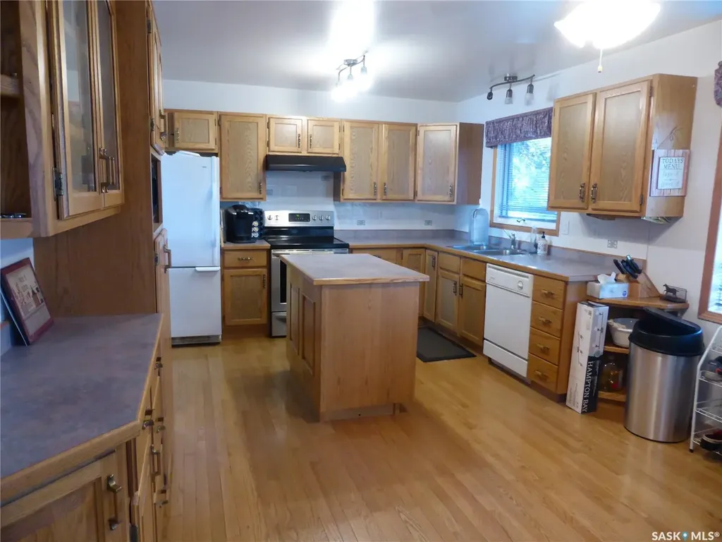 1550 Willow Avenue Mervin Rm No.499 SK S0M 1J0
