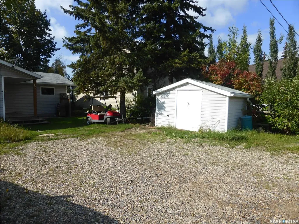 67 Mathews Crescent Turtle View SK S0M 1J0