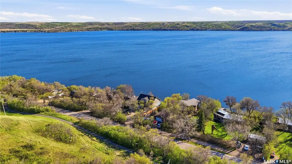 218 Katepwa Drive S Katepwa Beach SK S0G 2Y0