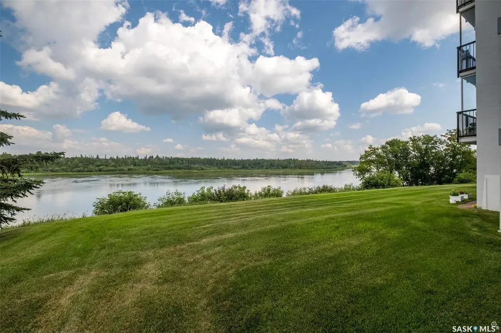 516 River Street E Prince Albert SK S6V 0A6