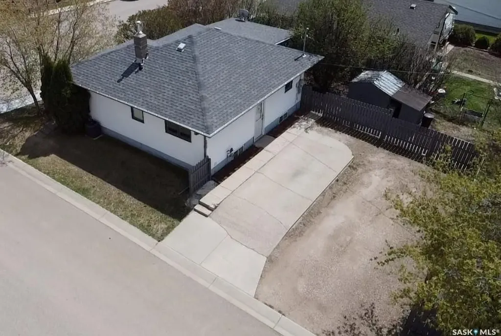 4812 Post Street Macklin SK S0L 2C0