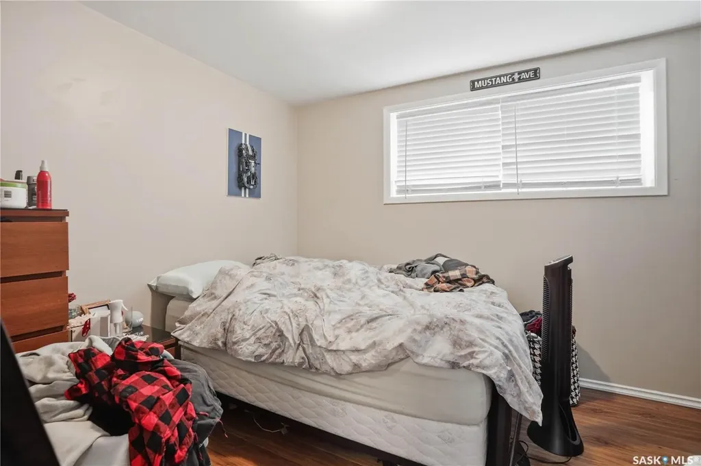 917 7th Avenue N Saskatoon SK S7K 2V7