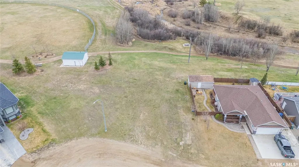 8 Derbowka Drive Borden SK S0K 0N0