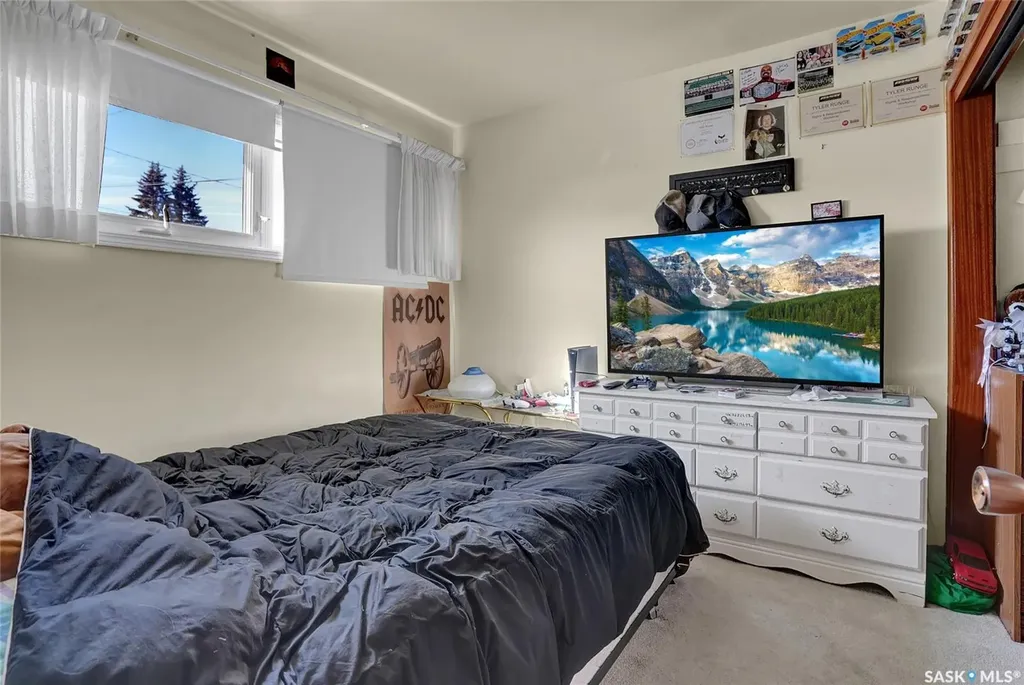 2160 Mcdonald Street Regina SK S4N 2Y7