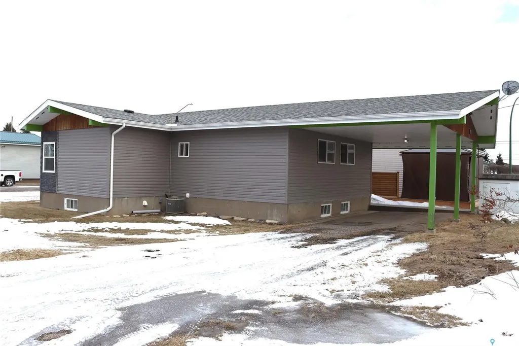 217 2nd Avenue E Debden SK S0J 0S0