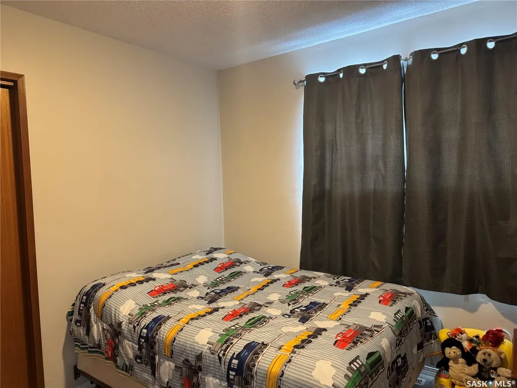 101 Doepker Avenue Annaheim SK S0K 0G0