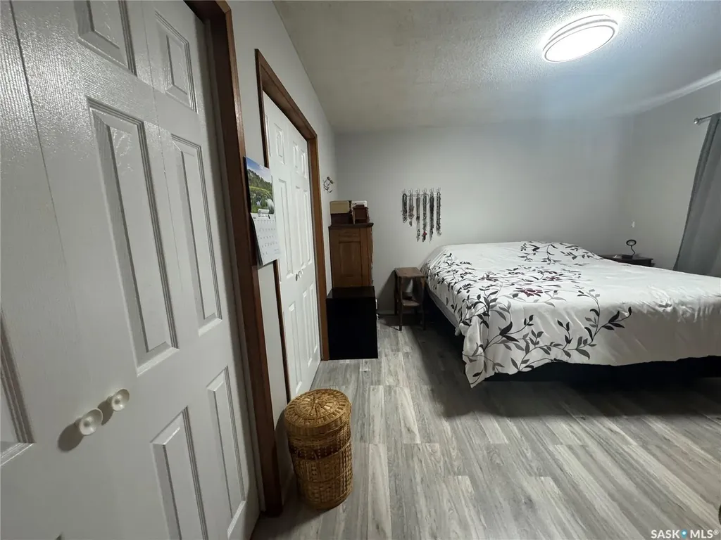101 Doepker Avenue Annaheim SK S0K 0G0