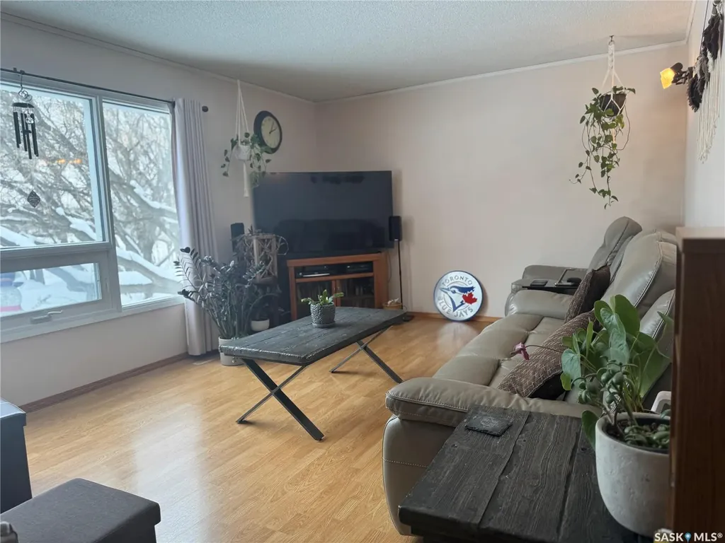 101 Doepker Avenue Annaheim SK S0K 0G0