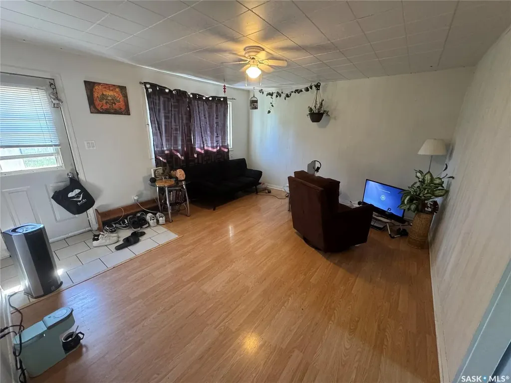 421 Mckenzie Street Outlook SK S0L 2N0