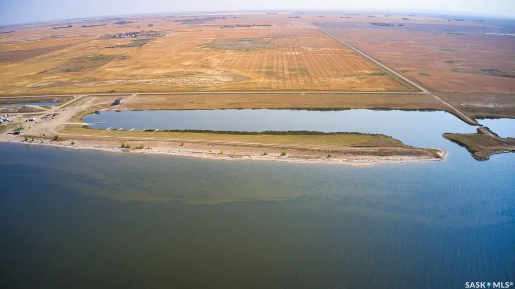 124 Sunset Acres Lane Last Mountain Lake East Side SK S0G 0Z0