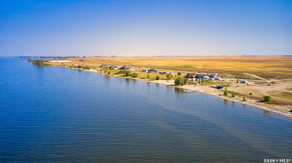 124 Sunset Acres Lane Last Mountain Lake East Side SK S0G 0Z0