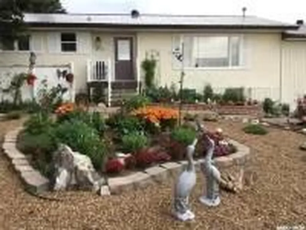 419 2nd Avenue S Rockglen SK S0H 3R0