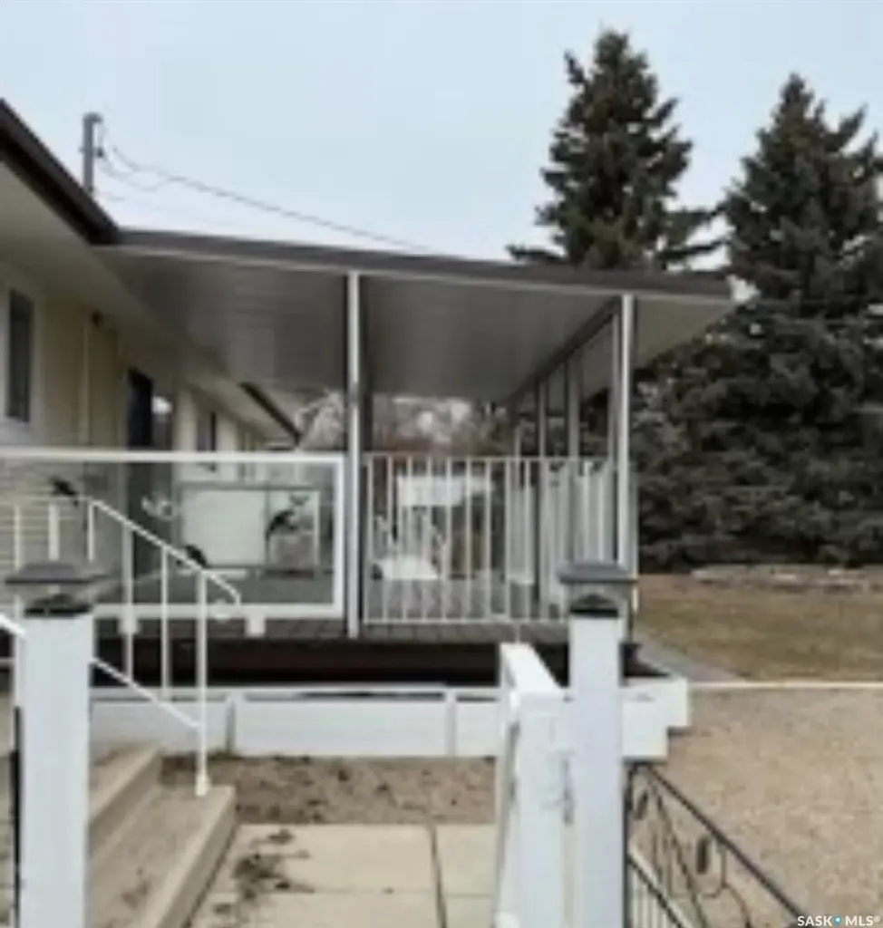 419 2nd Avenue S Rockglen SK S0H 3R0
