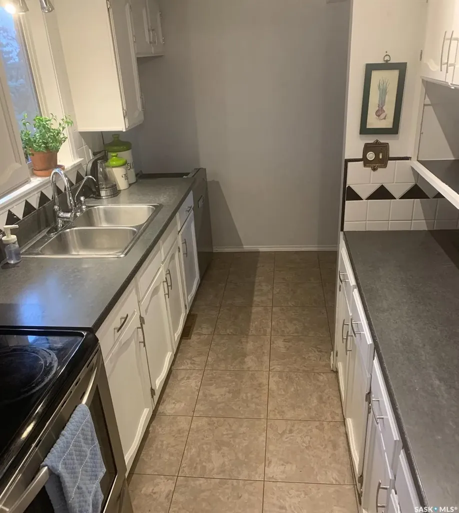 419 2nd Avenue S Rockglen SK S0H 3R0