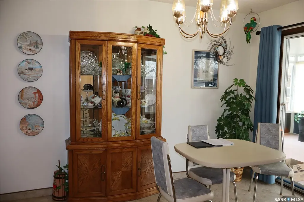 105 Magnan Street Gravelbourg SK S0H 1X0