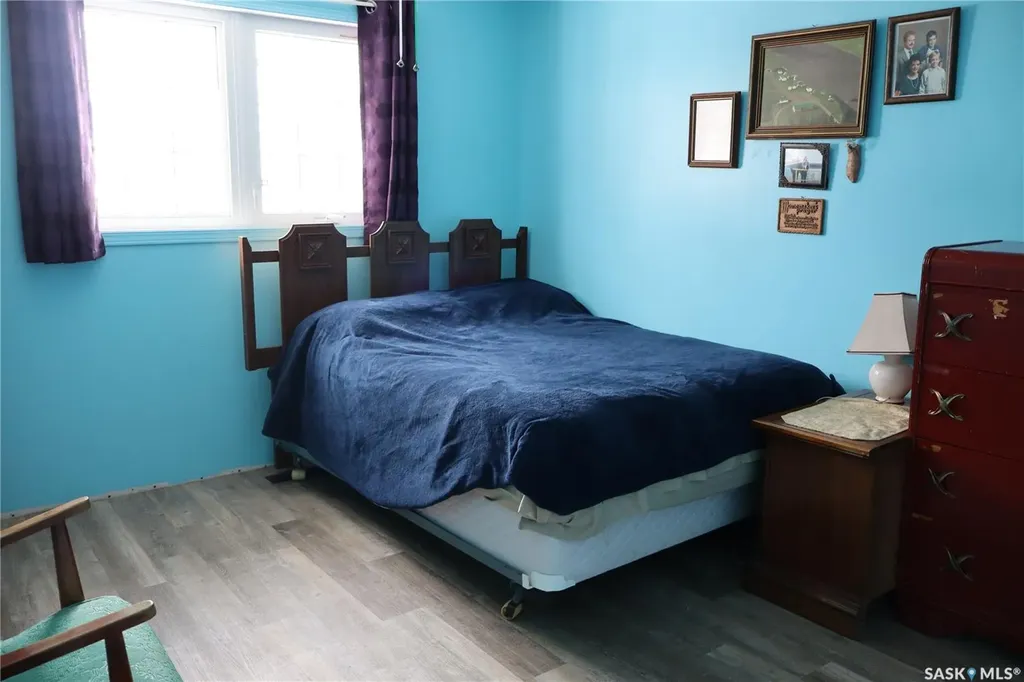 228 7th Avenue E Gravelbourg SK S0H 1X0