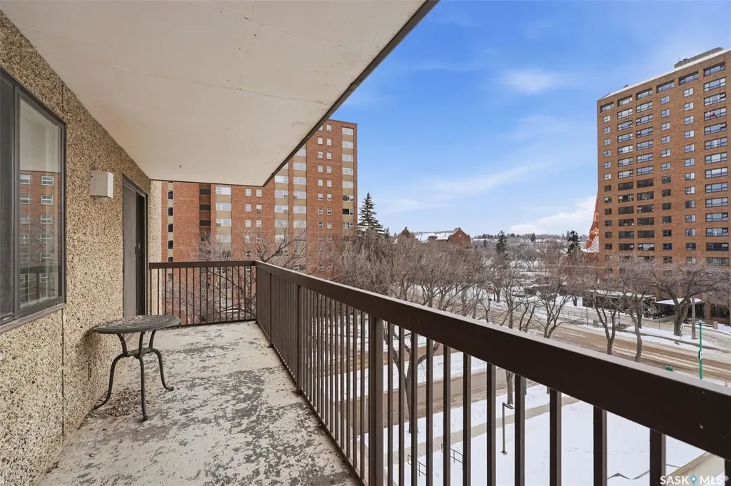 311 6th Avenue N Saskatoon SK S7K 7A9