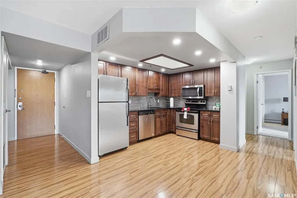 311 6th Avenue N Saskatoon SK S7K 7A9