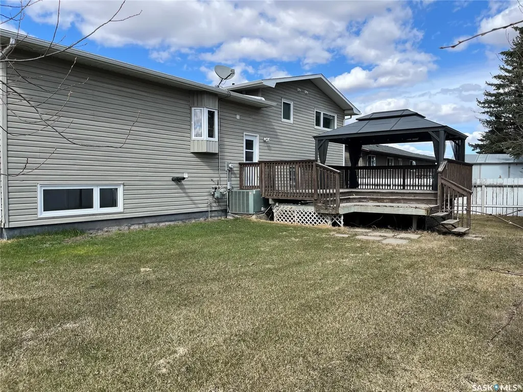 5 Souris Avenue Redvers SK S0C 2H0