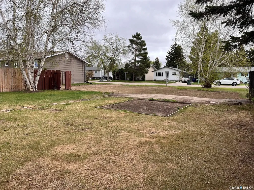 1008 1st Street E Nipawin SK S0E 1E0
