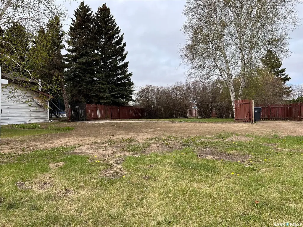 1008 1st Street E Nipawin SK S0E 1E0