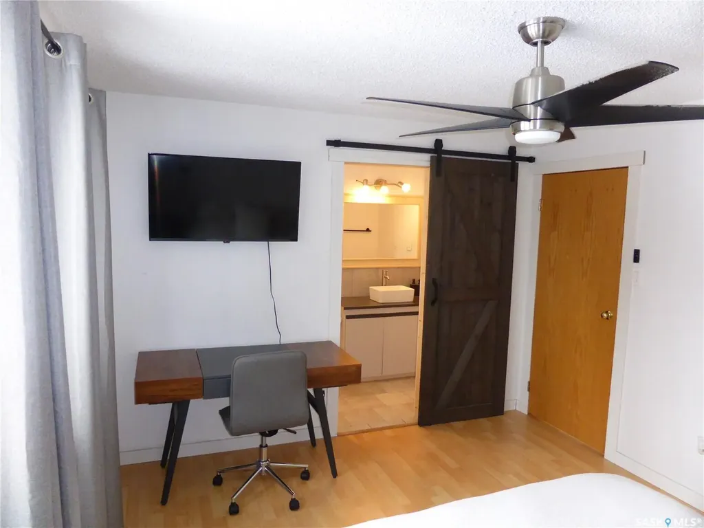 437 4th Avenue E St. Walburg SK S0M 2T0