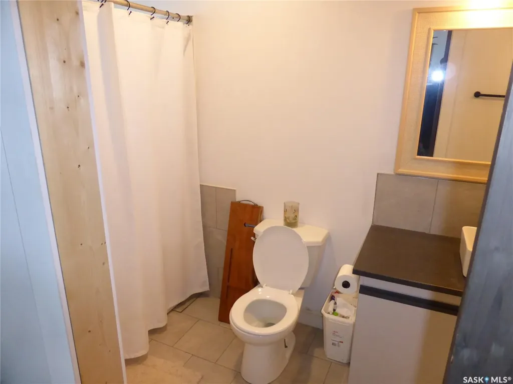 437 4th Avenue E St. Walburg SK S0M 2T0