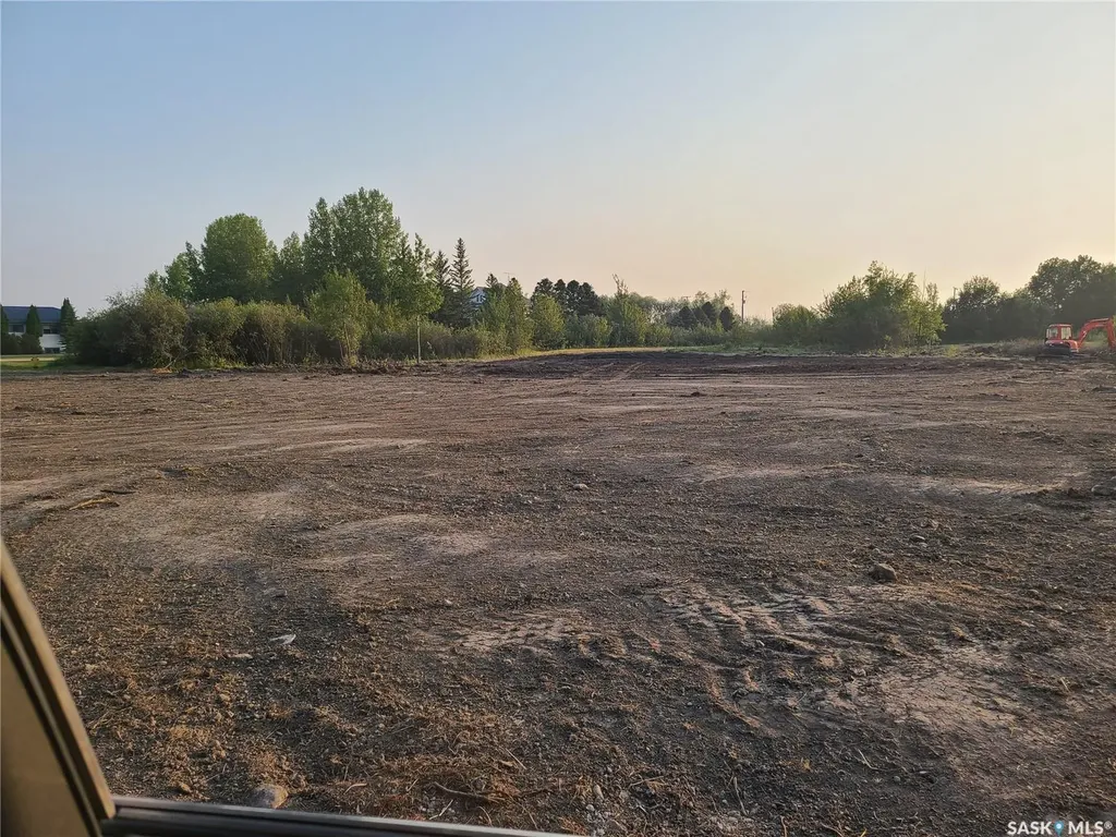 10467 6th Avenue Humboldt SK S0K 2A0