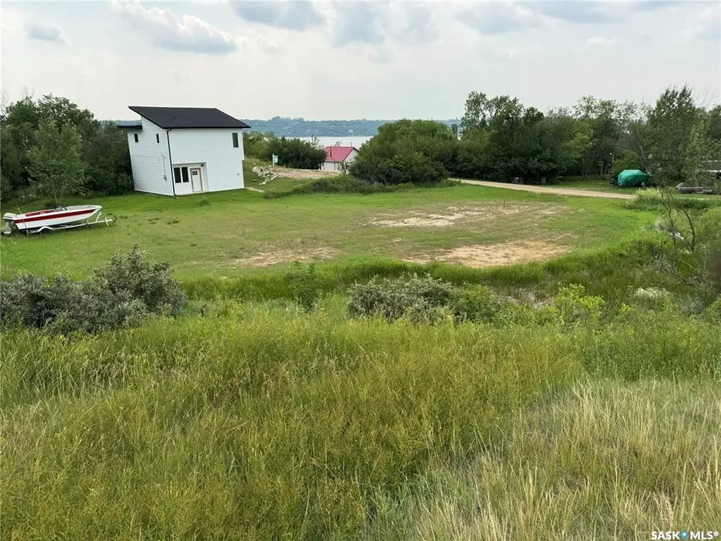 417 Hillcrest Avenue Saskatchewan Beach SK S0G 4L0