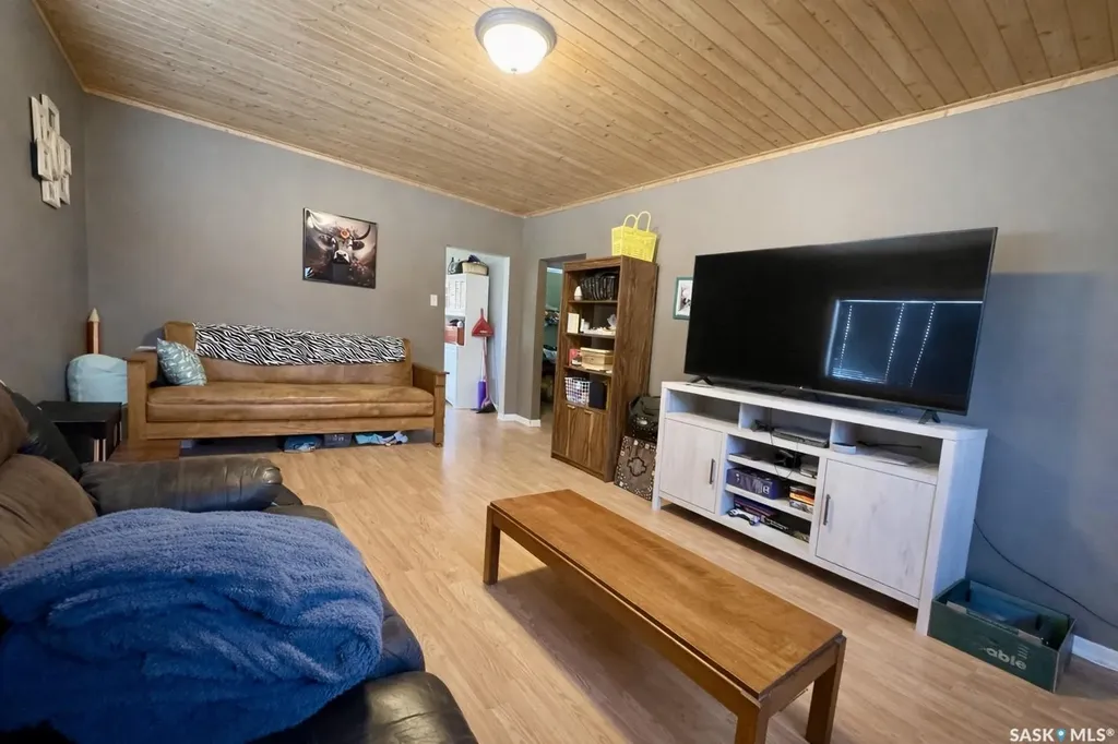 1600 Chaplin Street E Swift Current SK S9H 1K8