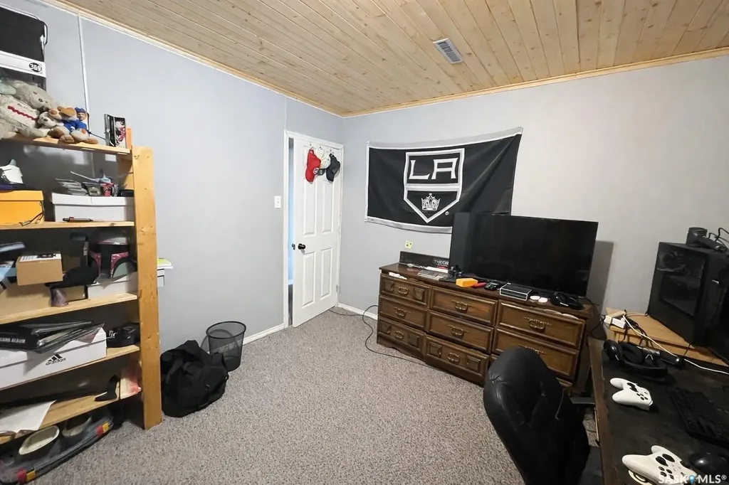 1600 Chaplin Street E Swift Current SK S9H 1K8