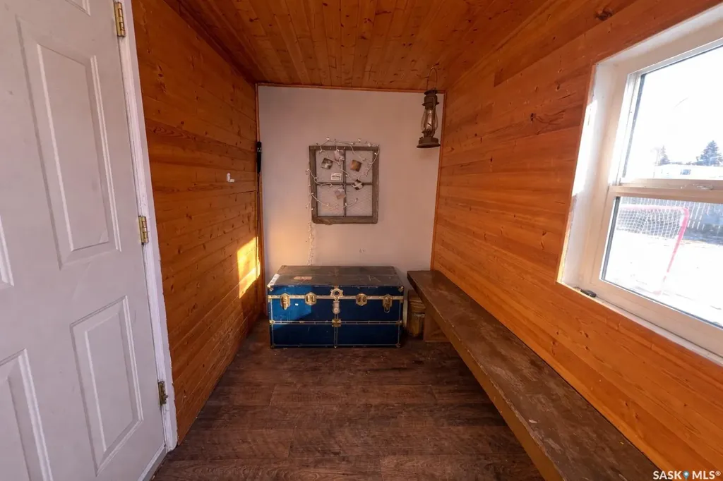 1600 Chaplin Street E Swift Current SK S9H 1K8