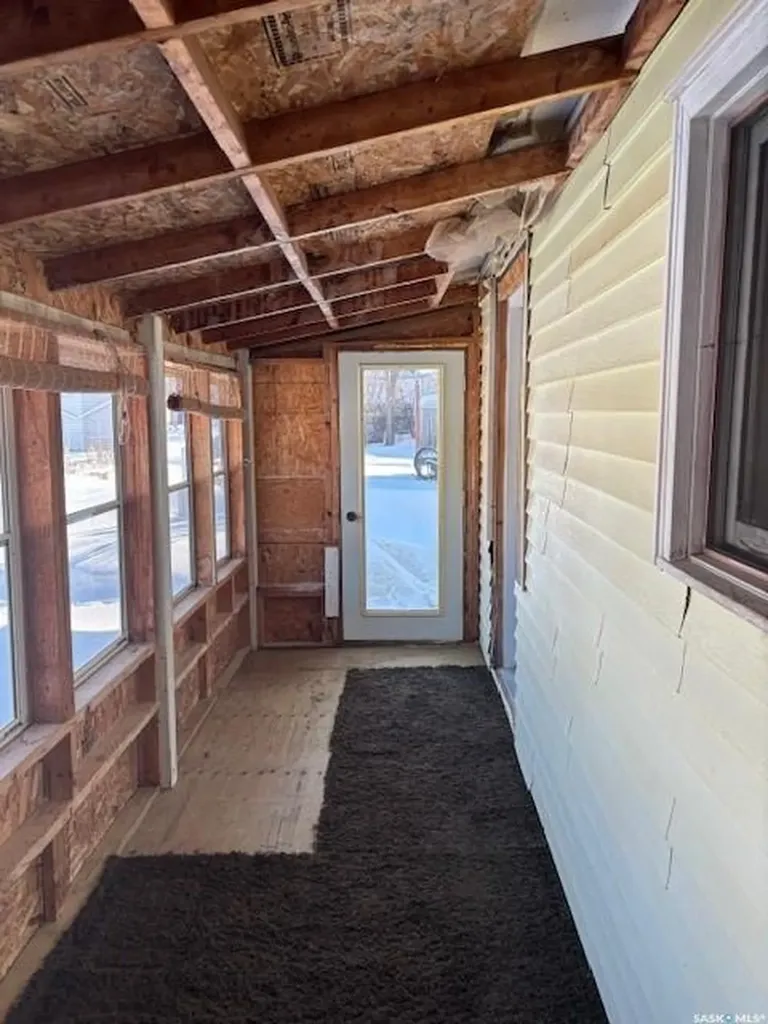 714 1st Street Kipling SK S0G 2S0