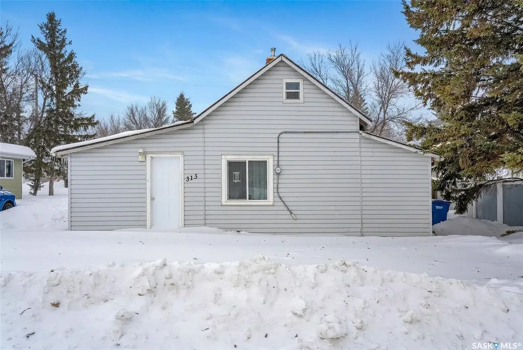 313 Burns Avenue W Melfort SK S0E 1A0