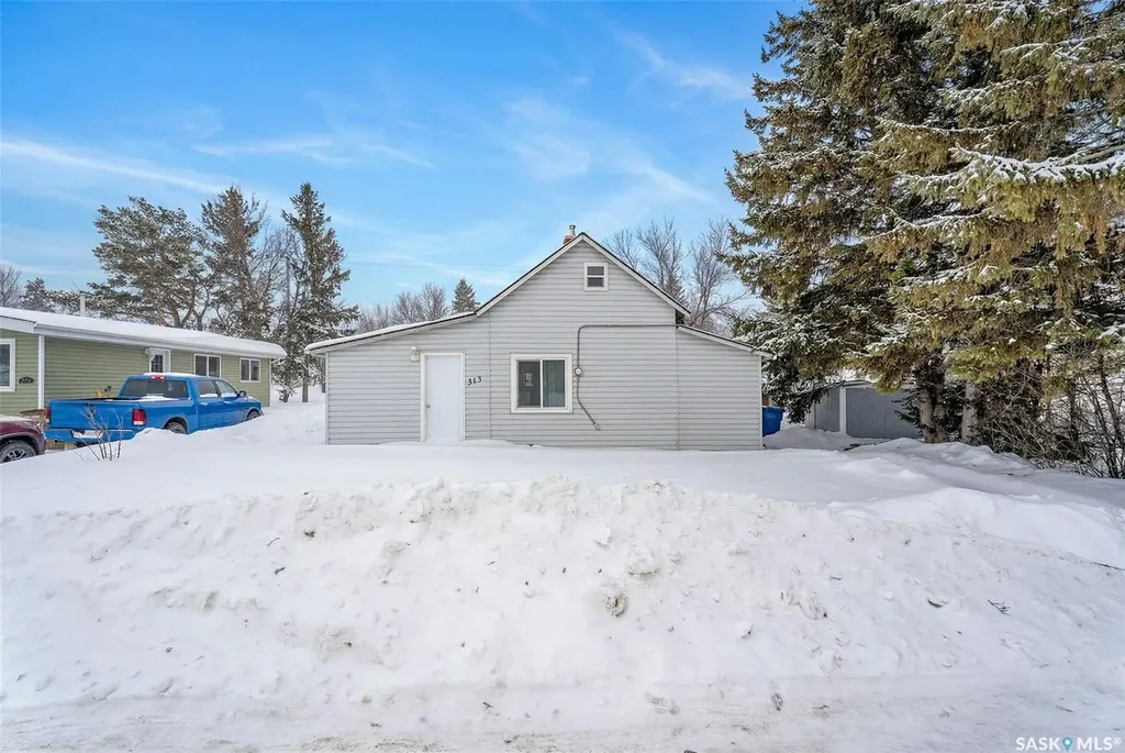 313 Burns Avenue W Melfort SK S0E 1A0