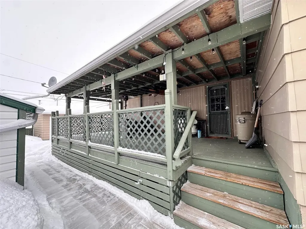 600 Memorial Drive E Spiritwood SK S0J 2M0