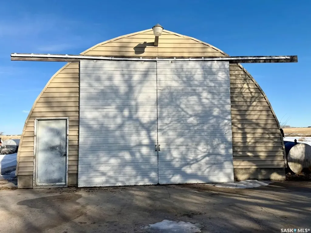 132 1st Avenue W Climax SK S0N 0N0