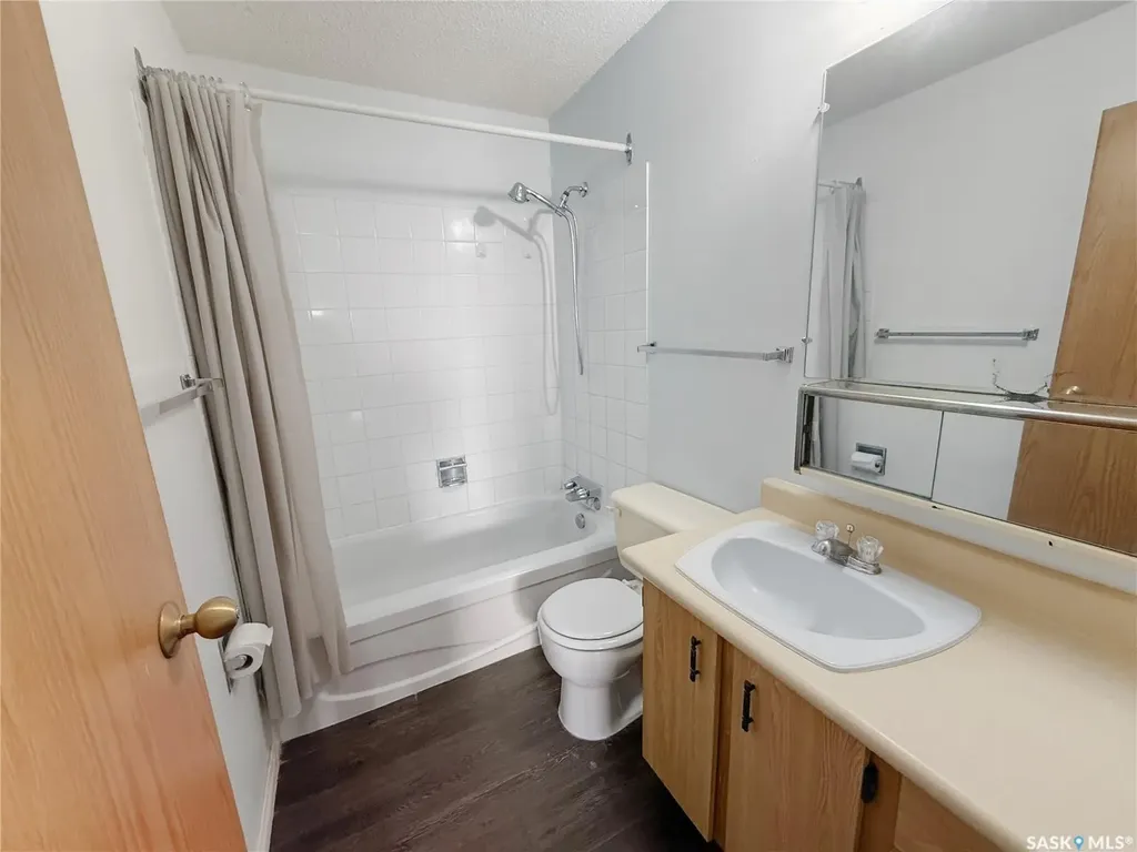 1110 9th Avenue NE Swift Current SK S9H 2S9