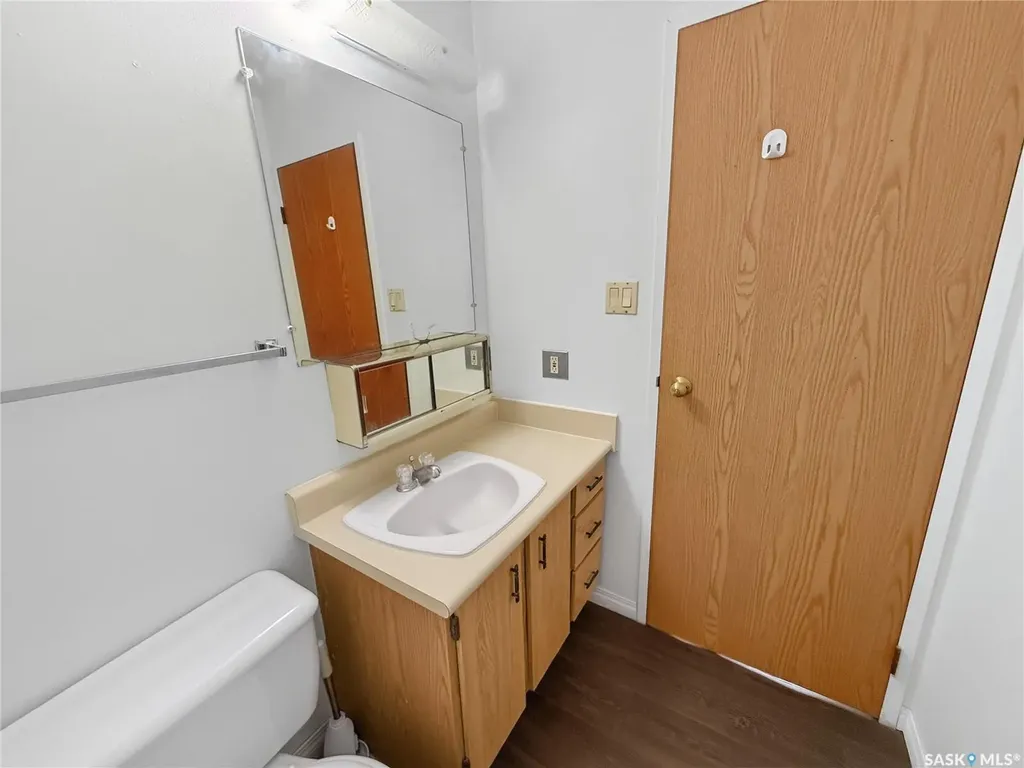 1110 9th Avenue NE Swift Current SK S9H 2S9