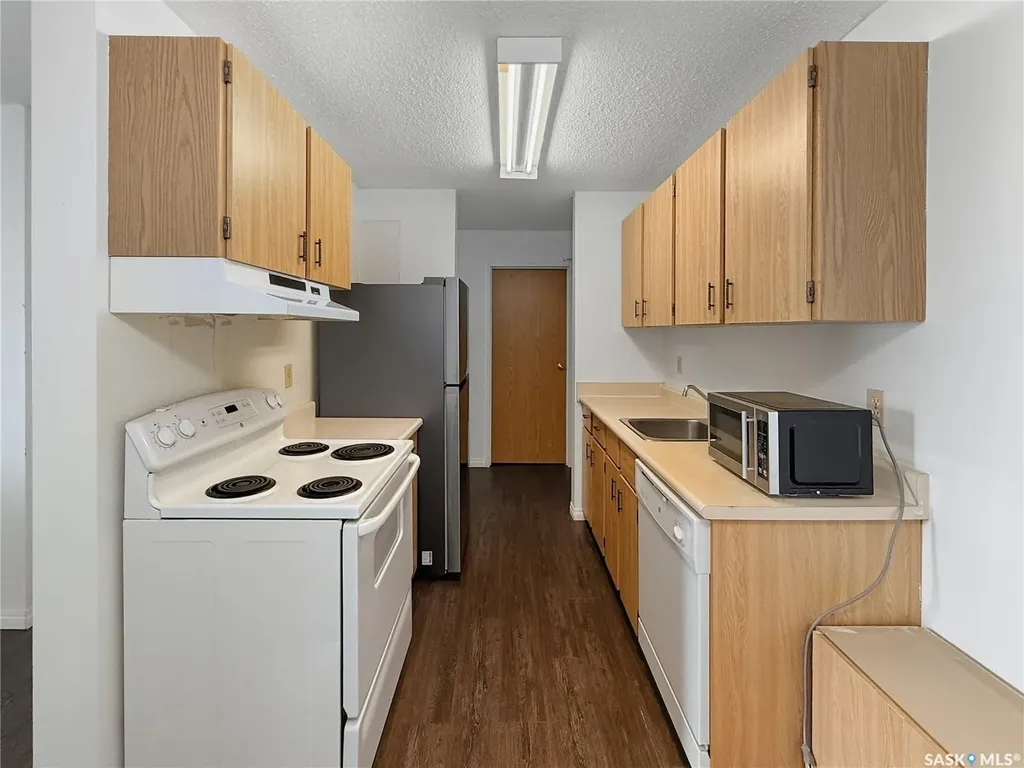 1110 9th Avenue NE Swift Current SK S9H 2S9