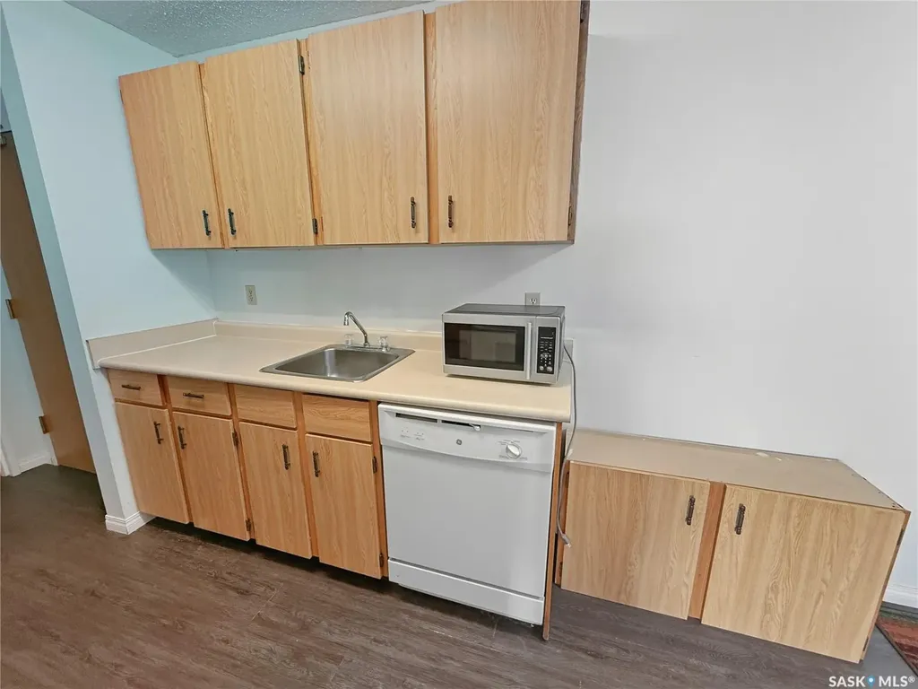 1110 9th Avenue NE Swift Current SK S9H 2S9