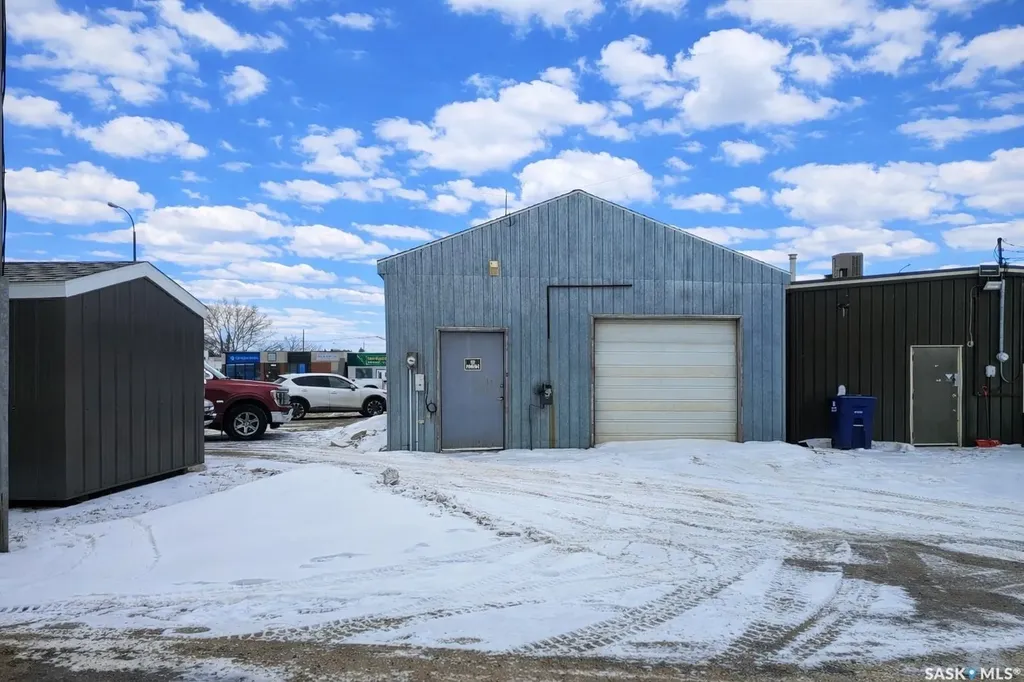 111 2nd Avenue E Wilkie SK S0K 4W0