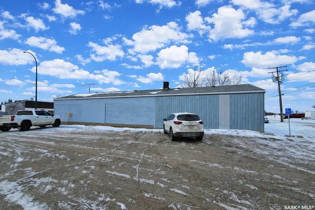 111 2nd Avenue E Wilkie SK S0K 4W0
