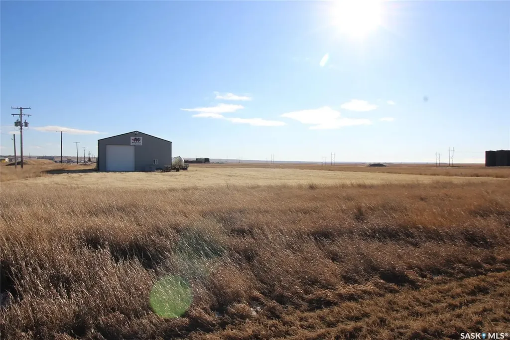 834 - 864 Horsey Road Shaunavon SK S0N 2M0