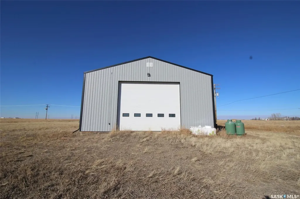 834 - 864 Horsey Road Shaunavon SK S0N 2M0