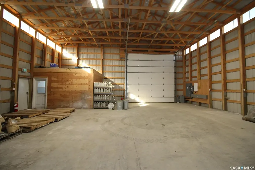 834 - 864 Horsey Road Shaunavon SK S0N 2M0