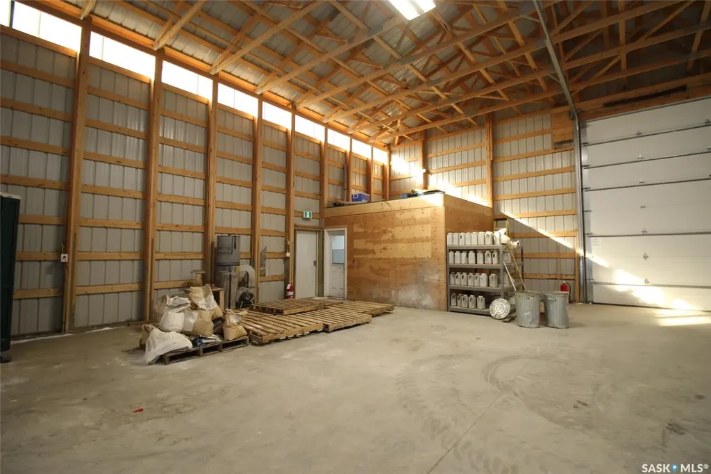 834 - 864 Horsey Road Shaunavon SK S0N 2M0
