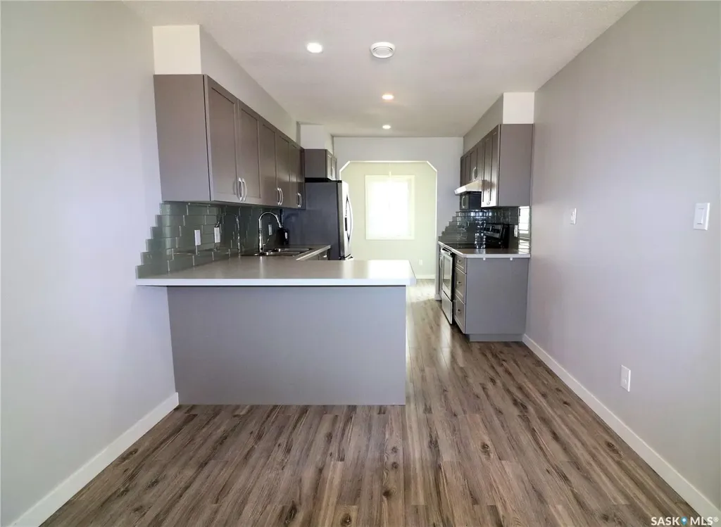 75 And 85 Atlantic Avenue Kerrobert SK S0L 1R0